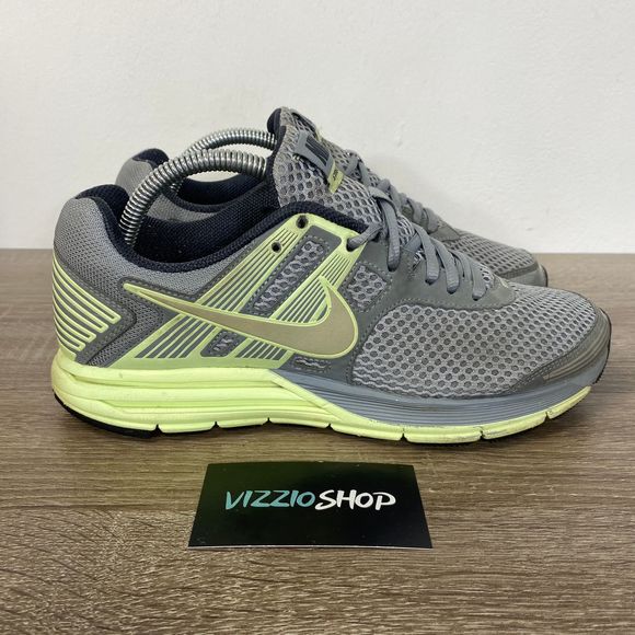 nike structure 16 women's